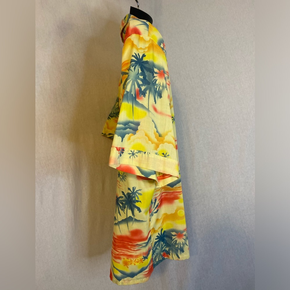 Vintage 1980s Island Fever Hawaiian Shirt. Size L - Picture 4 of 8
